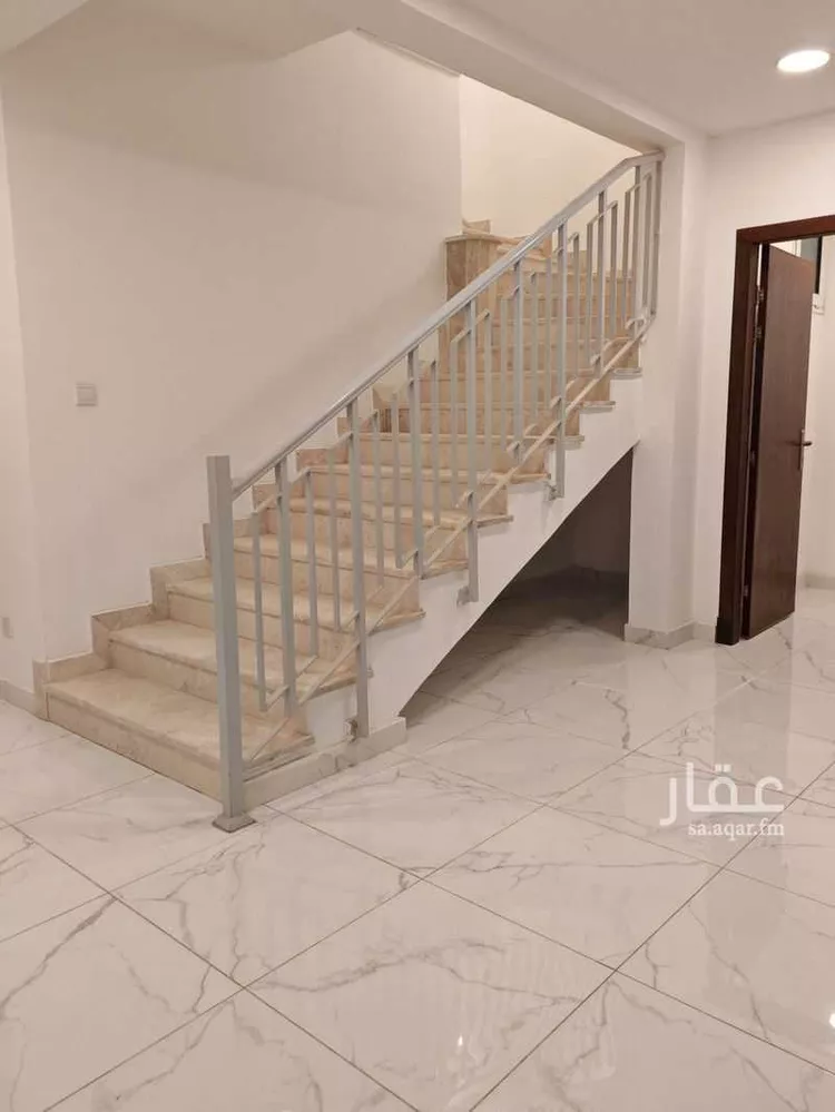 فيلا للإيجار في شارع 2297158, حي الإسكان الجنوبي, مدينة الدمام, المنطقة الشرقية صورة 3