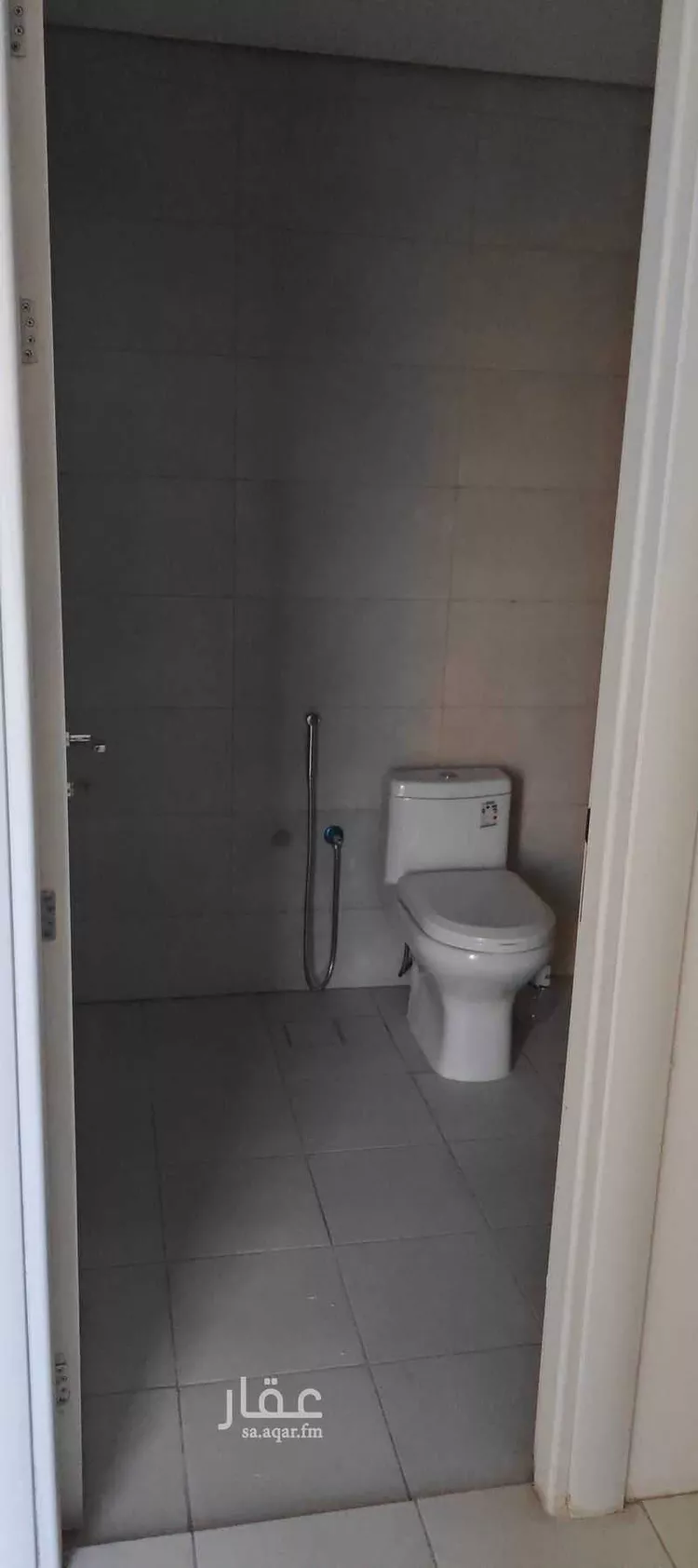 فيلا للبيع في شارع الأقطار, حي الإسكان الجنوبي, مدينة الدمام, المنطقة الشرقية صورة 3