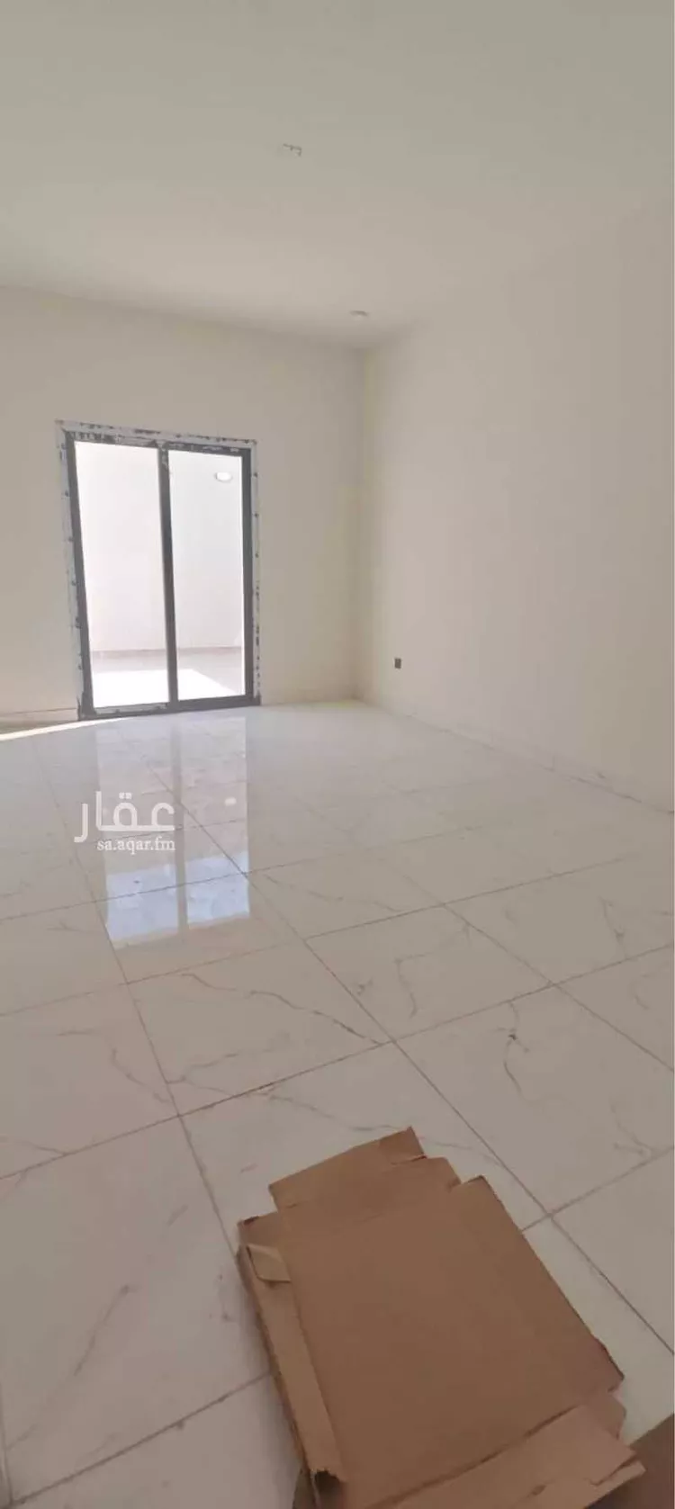 فيلا للإيجار في شارع حفر الباطن, حي الإسكان الشمالي, مدينة الدمام, المنطقة الشرقية 4