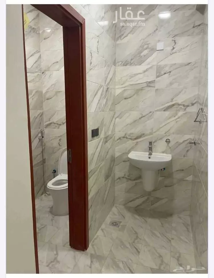 فيلا للإيجار في شارع بيشة, حي الإسكان الشمالي, مدينة الدمام, المنطقة الشرقية صورة 5