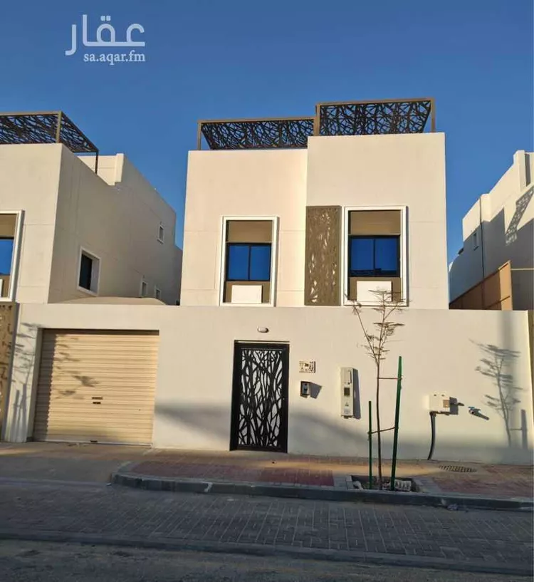 فيلا للإيجار في شارع حفر الباطن, حي الإسكان الشمالي, مدينة الدمام, المنطقة الشرقية