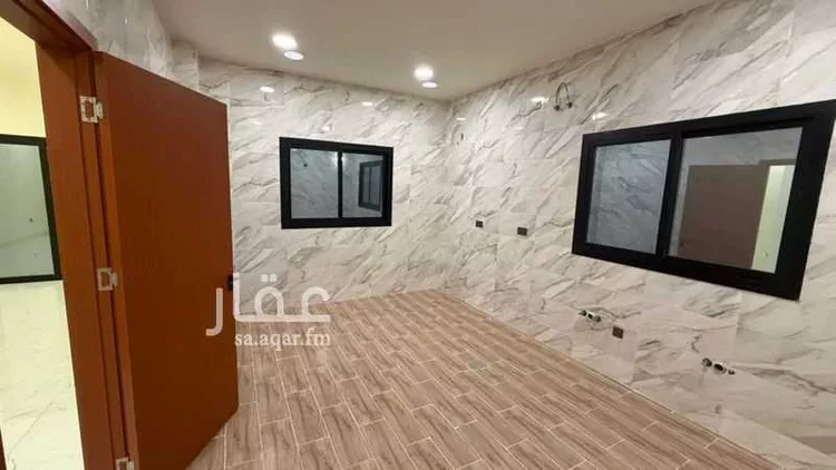 فيلا للإيجار في شارع حفر الباطن, حي الإسكان الشمالي, مدينة الدمام, المنطقة الشرقية صورة 3