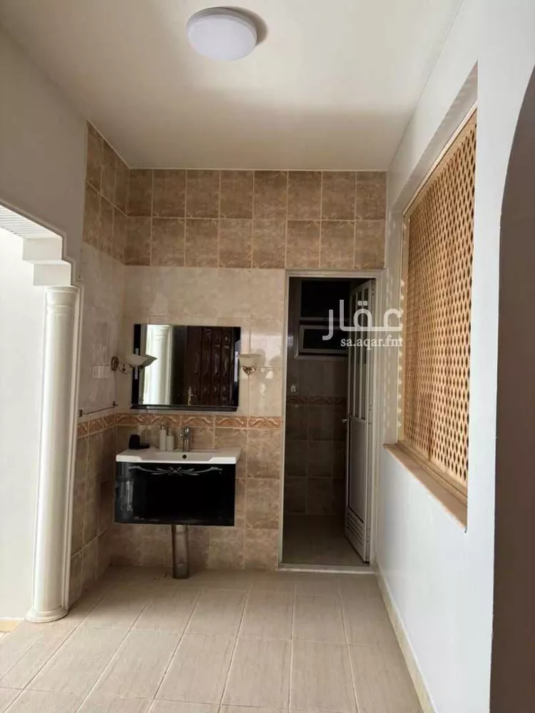 دور للبيع في شارع محالة السفلي, حي النهضة, مدينة الرياض, منطقة الرياض 24