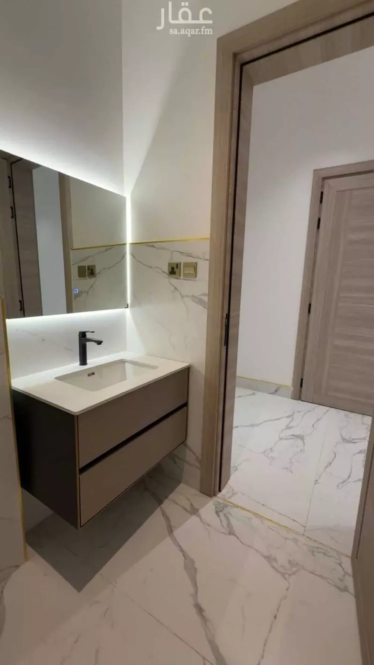 فيلا للبيع في شارع 982853, حي حويلان, مدينة بريدة, منطقة القصيم صورة 3