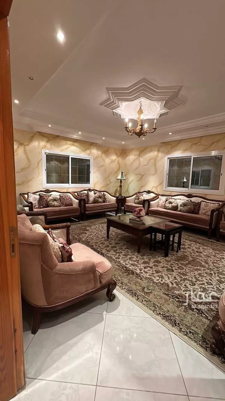 Floor for Rent in Taif As Sadad