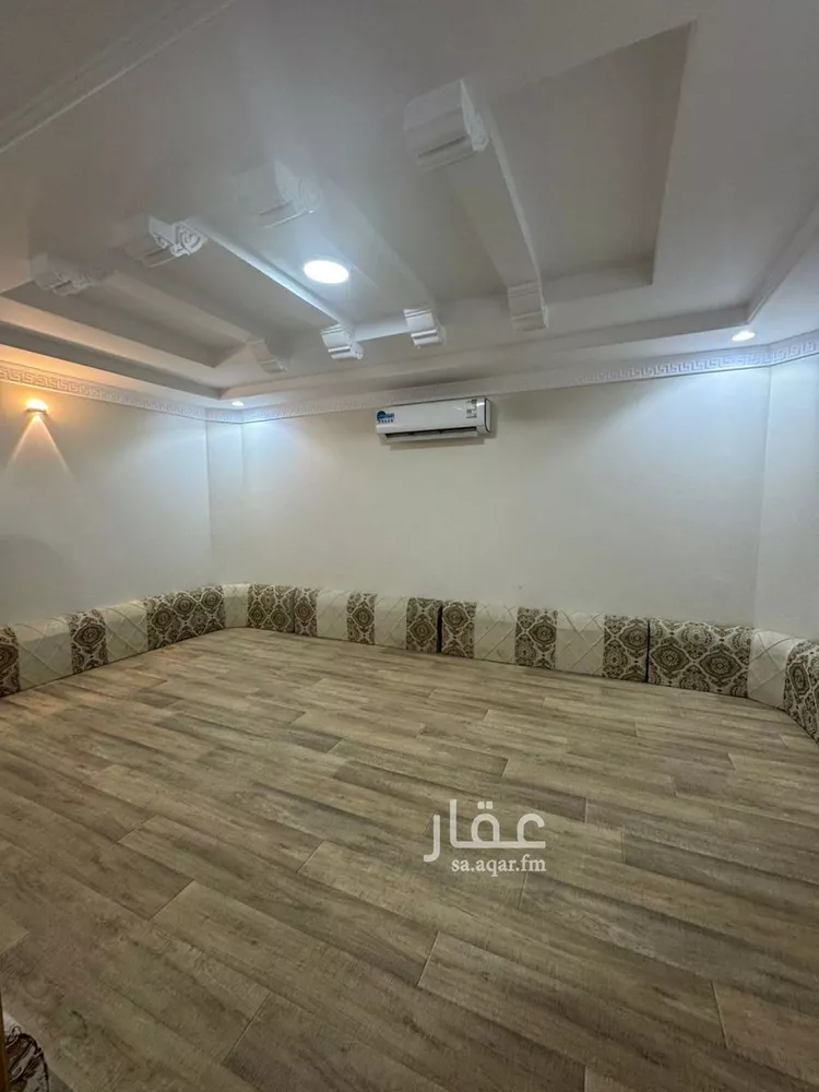 فيلا للبيع في شارع العاصمة, حي إشبيلية, مدينة الرياض, منطقة الرياض صورة 5