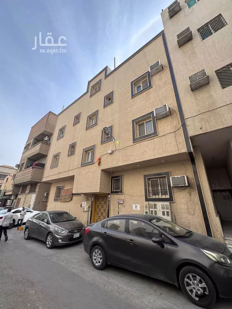 عمارة للبيع في شارع عاصم بن خليفة, حي الوزارات, مدينة الرياض, منطقة الرياض صورة 2