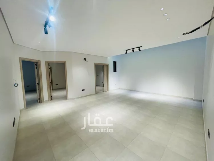 Floor for Sale in Riyadh Al Malaz 6