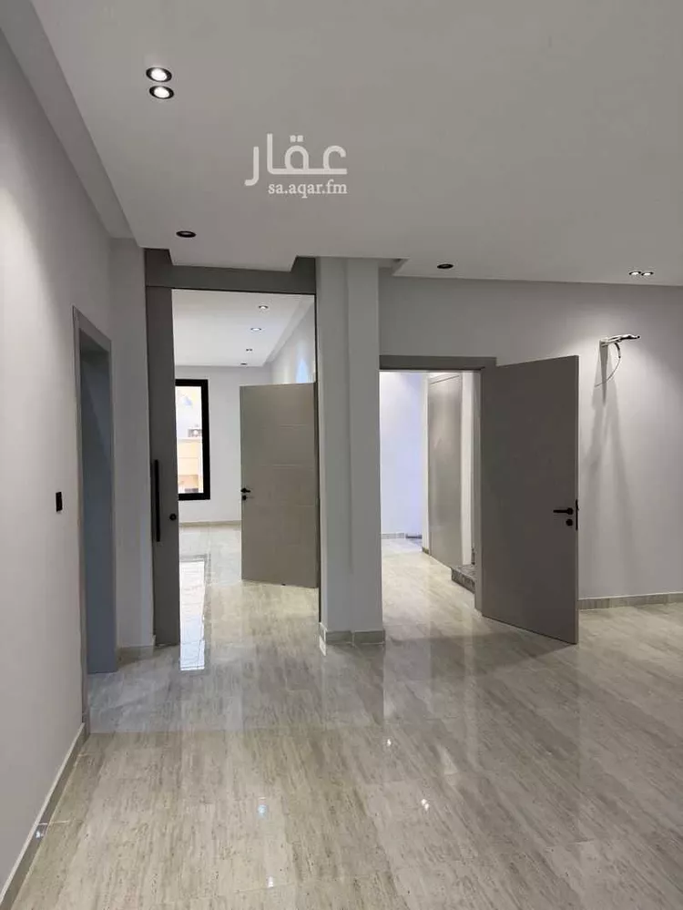 فيلا للبيع في شارع تمام بنت الحسين, حي الرحمانية, مدينة جدة, منطقة مكة المكرمة صورة 2