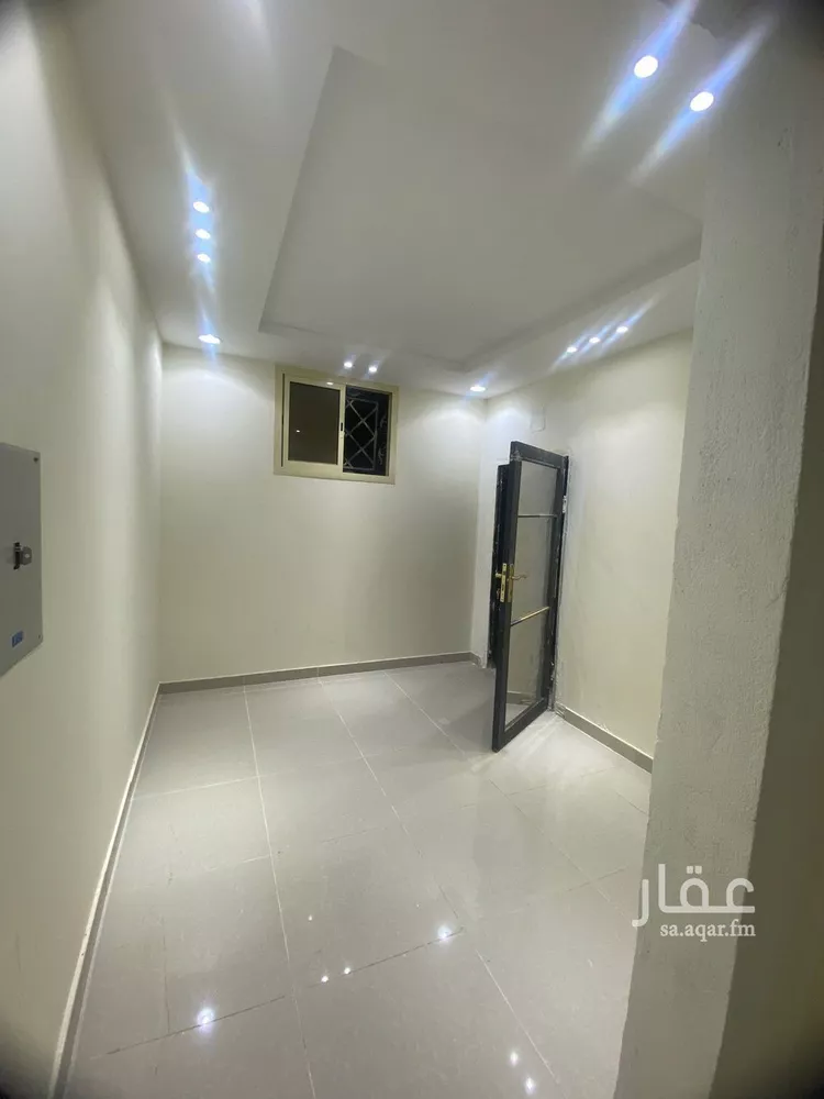 فيلا للإيجار في شارع أبي ظبيان الجنبي, حي العوالي, مدينة الرياض, منطقة الرياض