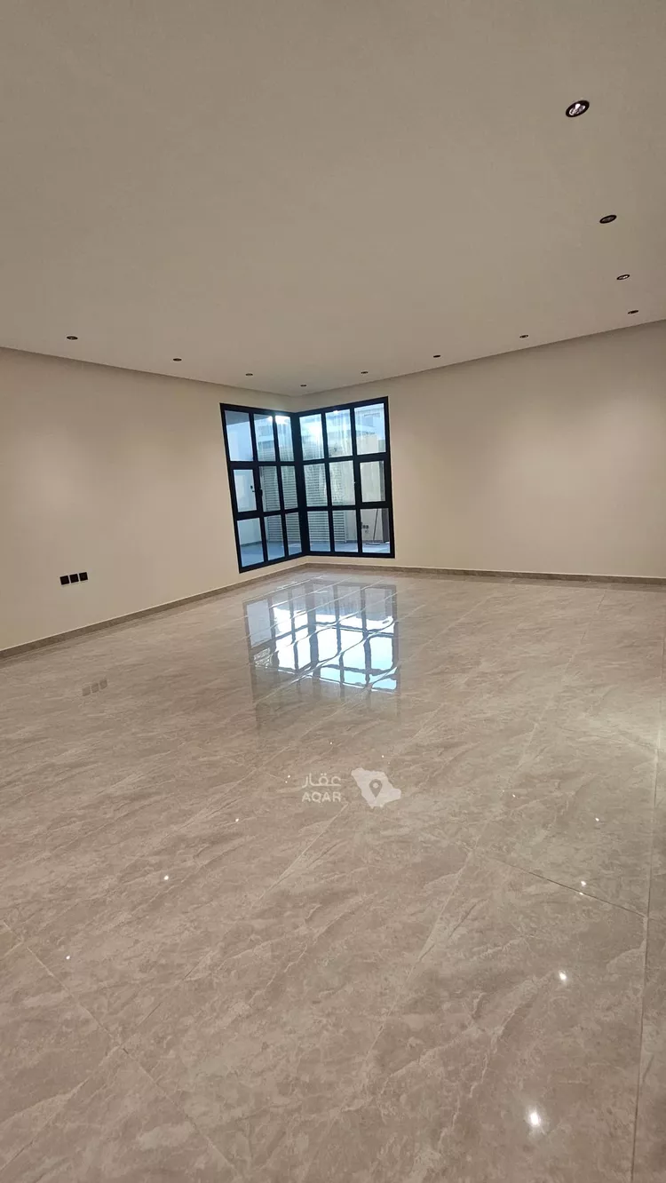 فيلا للبيع في شارع امية بن ثعلبة, حي التحلية, مدينة الخبر, المنطقة الشرقية 12