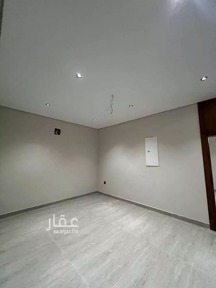 فيلا للبيع في شارع ابو ريحانة القرشى, حي الشراع, مدينة الخبر, المنطقة الشرقية صورة 3