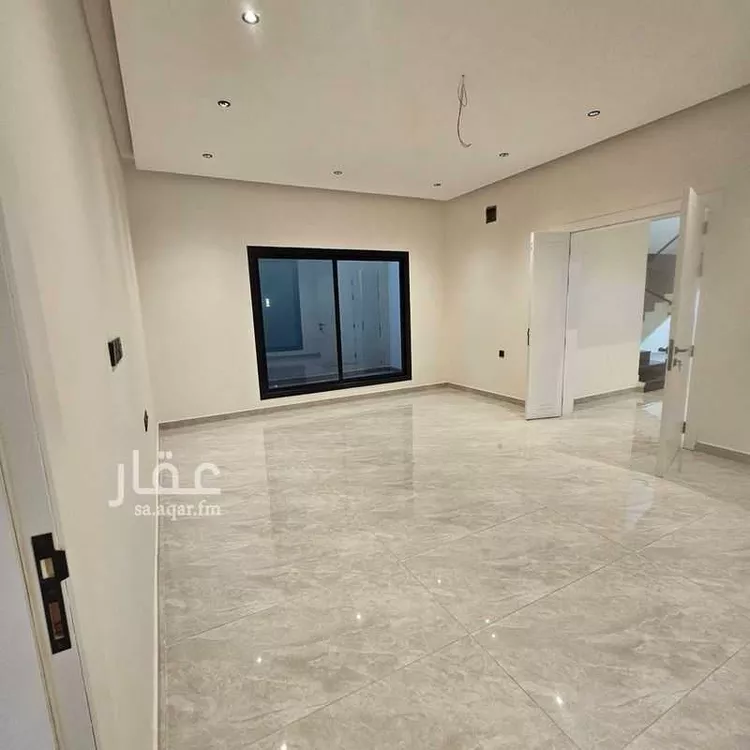 فيلا للبيع في شارع امية بن ثعلبة, حي التحلية, مدينة الخبر, المنطقة الشرقية 6
