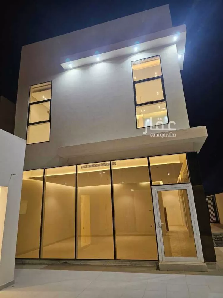 فيلا للبيع في شارع الرقي, حي البحيرة, مدينة الخبر, المنطقة الشرقية