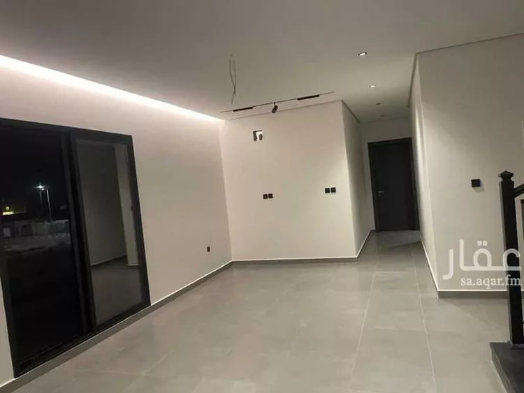 فيلا للبيع في شارع عبد الرحمن الشامخ, حي السيف, مدينة الدمام, المنطقة الشرقية صورة 2