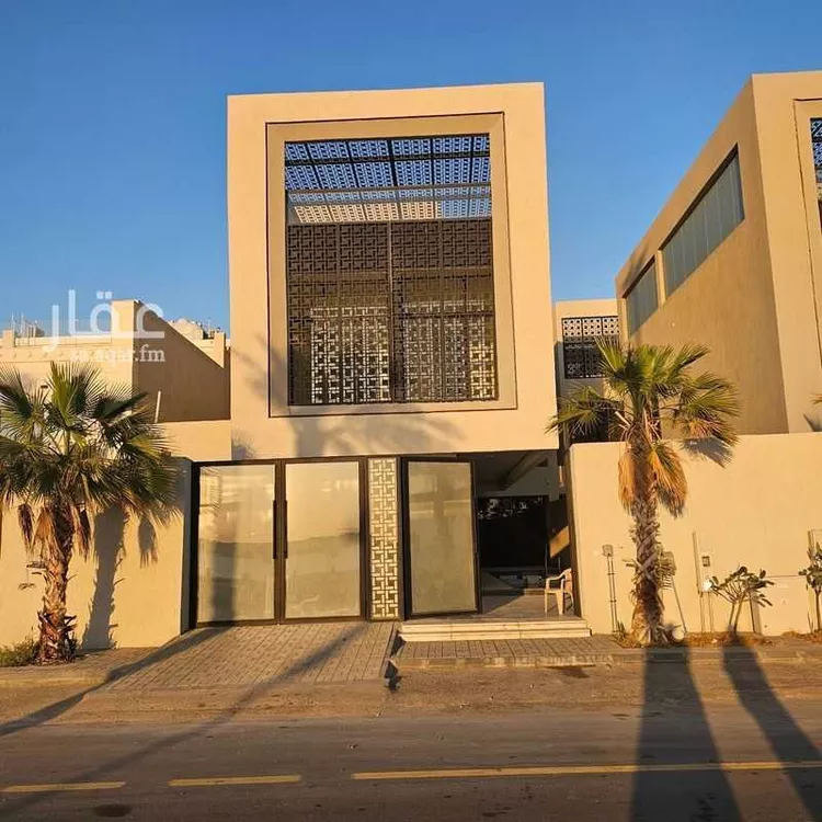 فيلا للبيع في شارع الرقي, حي البحيرة, مدينة الخبر, المنطقة الشرقية 9