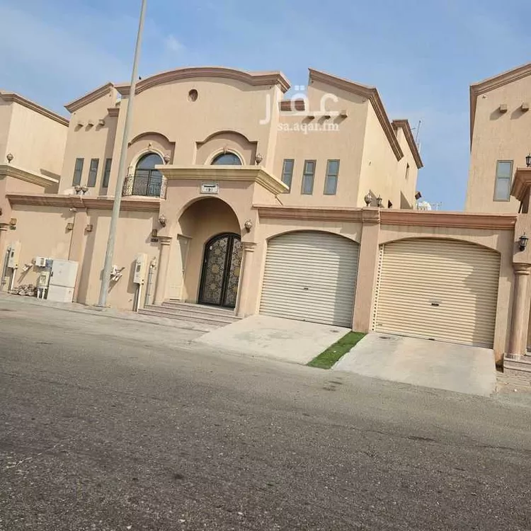 فيلا للبيع في شارع ثابت ابن الانصاري, حي التحلية, مدينة الخبر, المنطقة الشرقية