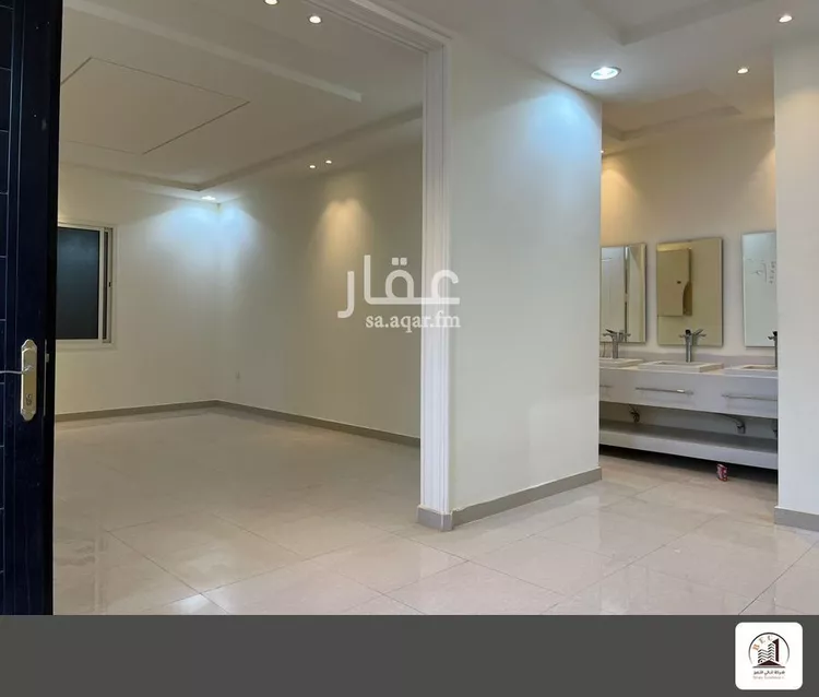 فيلا للإيجار في شارع عمر بن نبيه, حي طويق, مدينة الرياض, منطقة الرياض