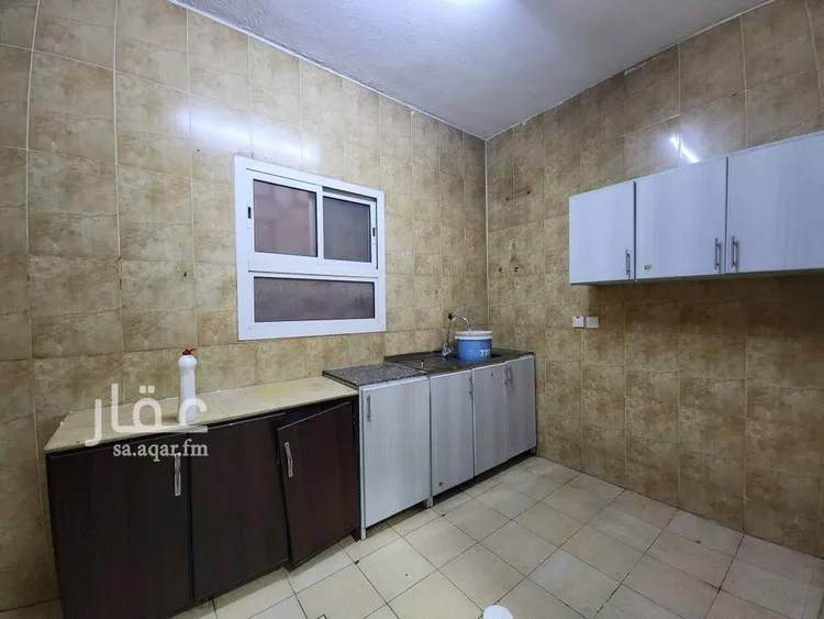 شقة للإيجار في شارع ابي جعفر المنصور, حي غرناطة, مدينة الرياض, منطقة الرياض