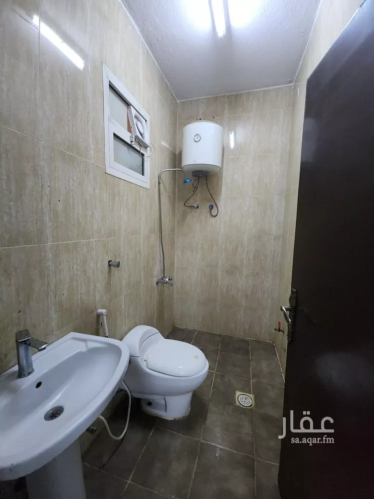 عمارة للإيجار في شارع محمد علي جناح, حي اليرموك, مدينة الرياض, منطقة الرياض صورة 5