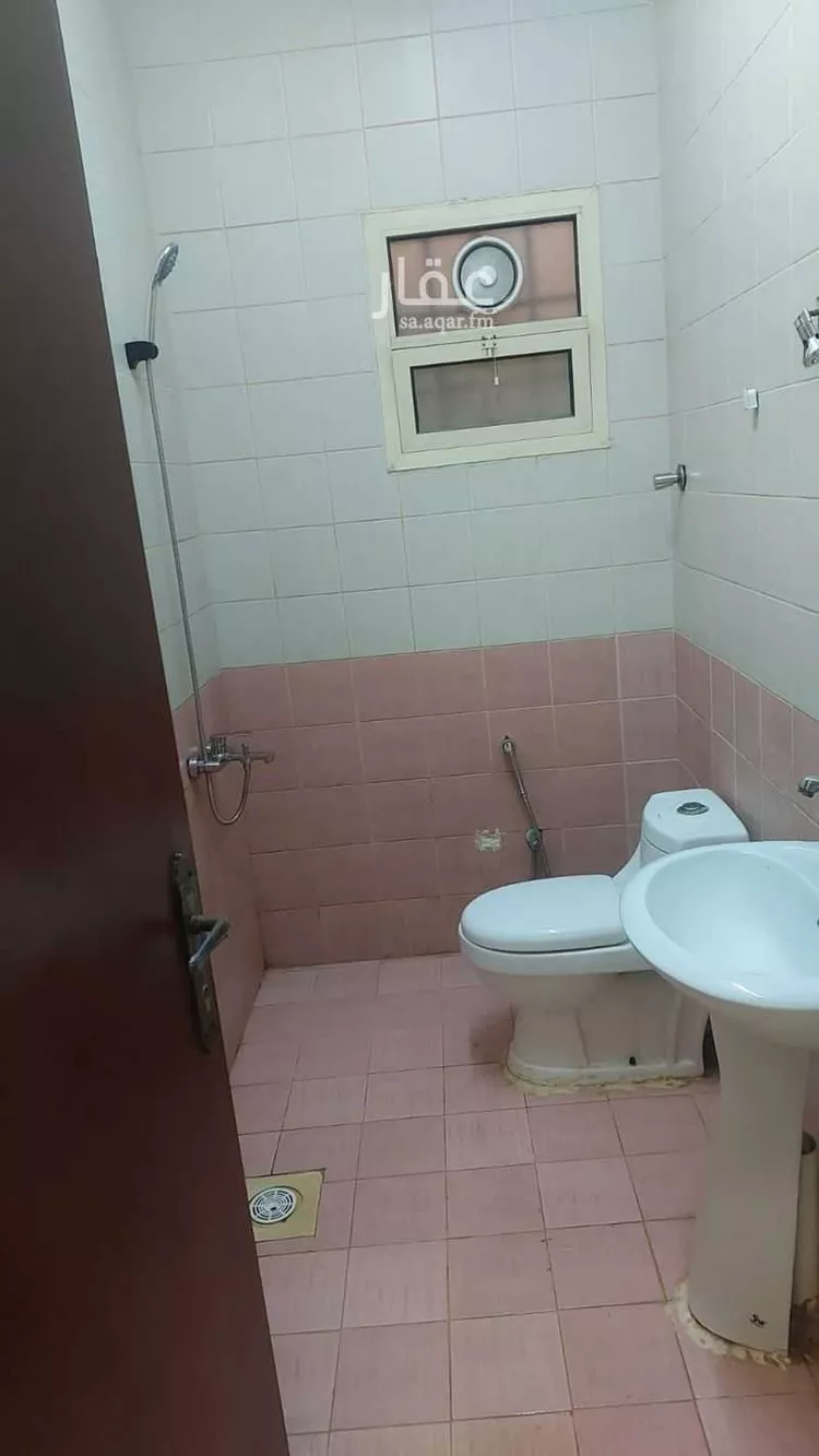 Building for Rent in Riyadh Al Yamamah صورة 5