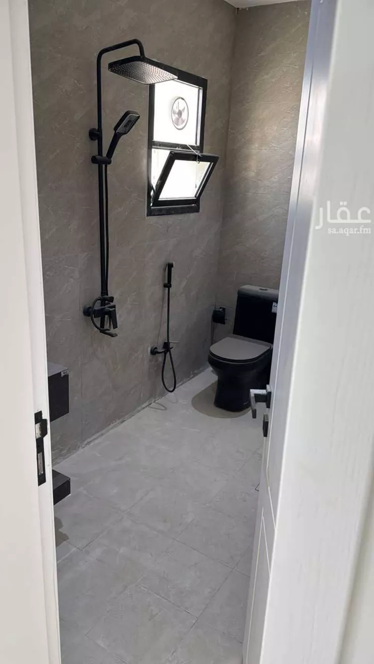 Building for Rent in Riyadh Dhahrat Laban صورة 2