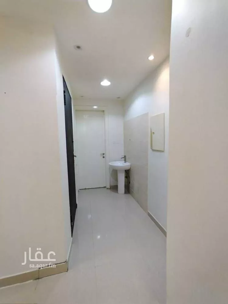 شقة للإيجار في شارع عمر بن وهب ، حي المهدية ، الرياض ، منطقة الرياض صورة 2