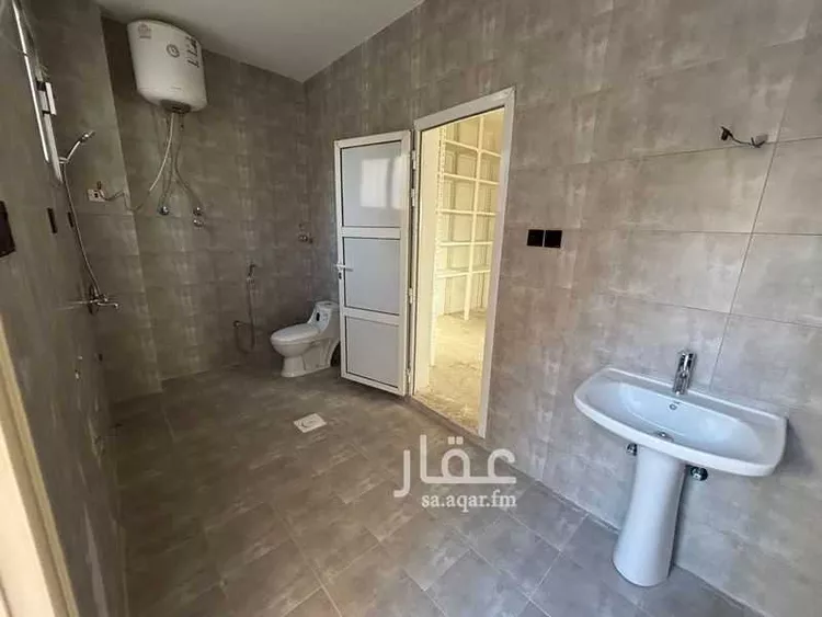 فيلا للبيع في شارع أبي تراب اللوزي, حي الملز, مدينة الرياض, منطقة الرياض
