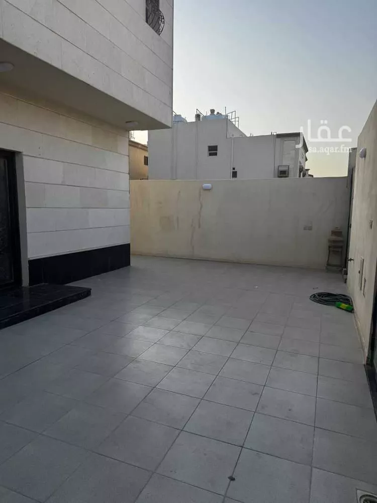 فيلا للإيجار في شارع 2991375, حي طيبة, مدينة الدمام, المنطقة الشرقية صورة 2
