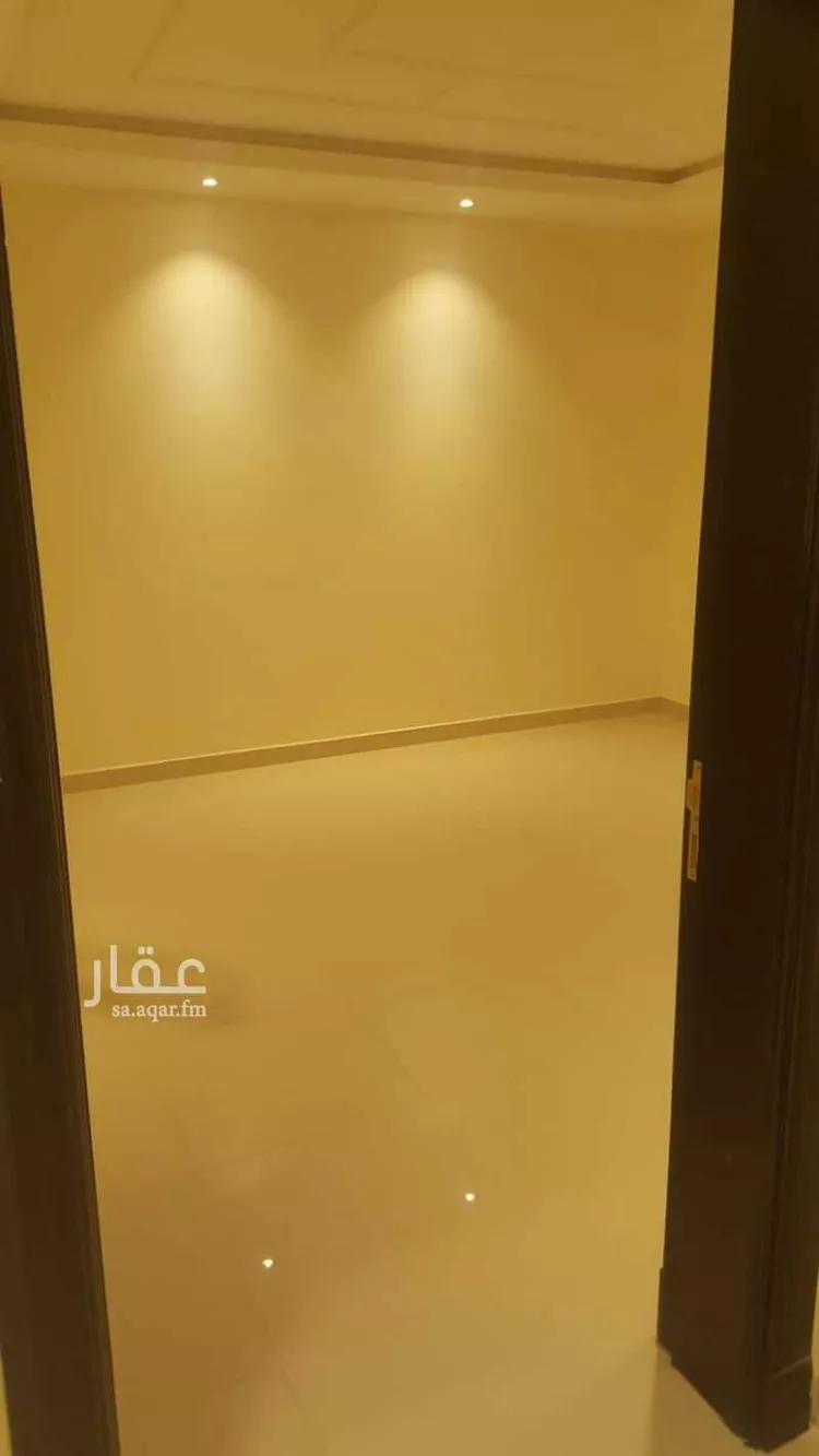 شقة للبيع في شارع عمر بن أبي بكر ، حي عكاظ ، الرياض ، منطقة الرياض صورة 4