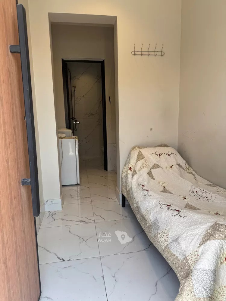 غرفة للإيجار في شارع عمران بن الفضل, حي النزهة, مدينة الرياض, منطقة الرياض صورة 3