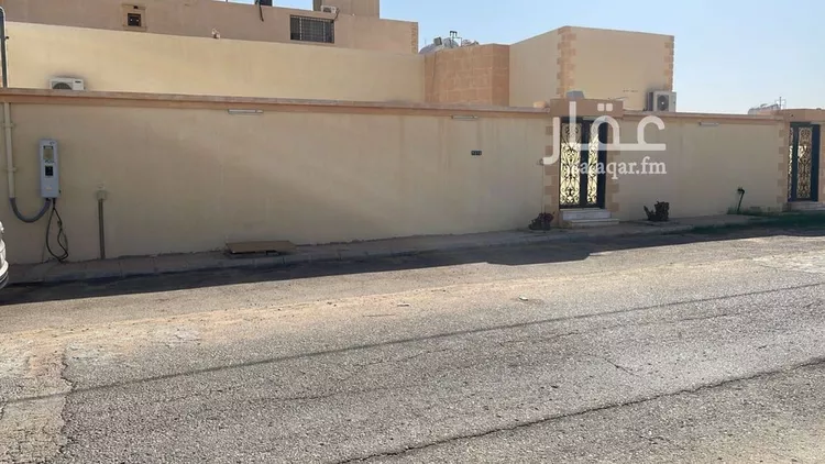 Floor for Sale in Riyadh Al Qirawan