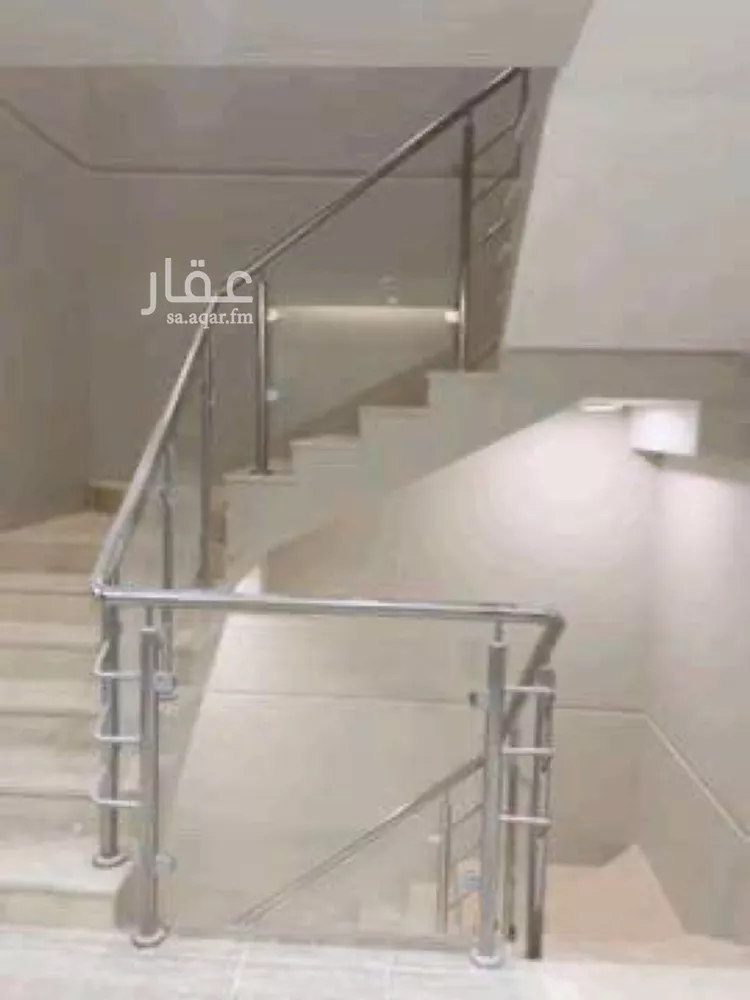 فيلا للبيع في شارع أبي بكر بن عبدالله, حي مطار الملك خالد الدولي, مدينة الرياض, منطقة الرياض صورة 4