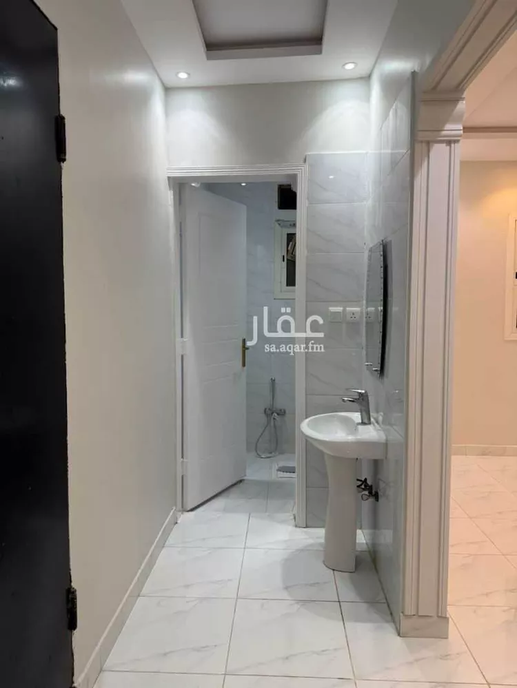 شقة للإيجار في شبه الجزيرة 105 ، حي السعادة ، الرياض ، منطقة الرياض صورة 4