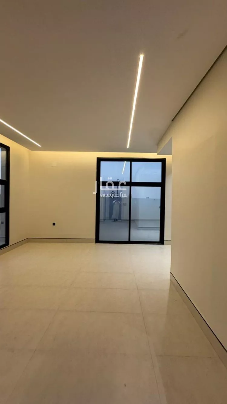 فيلا للبيع في شارع زينب بنت أبي سلمة, حي المهدية, مدينة الرياض, منطقة الرياض