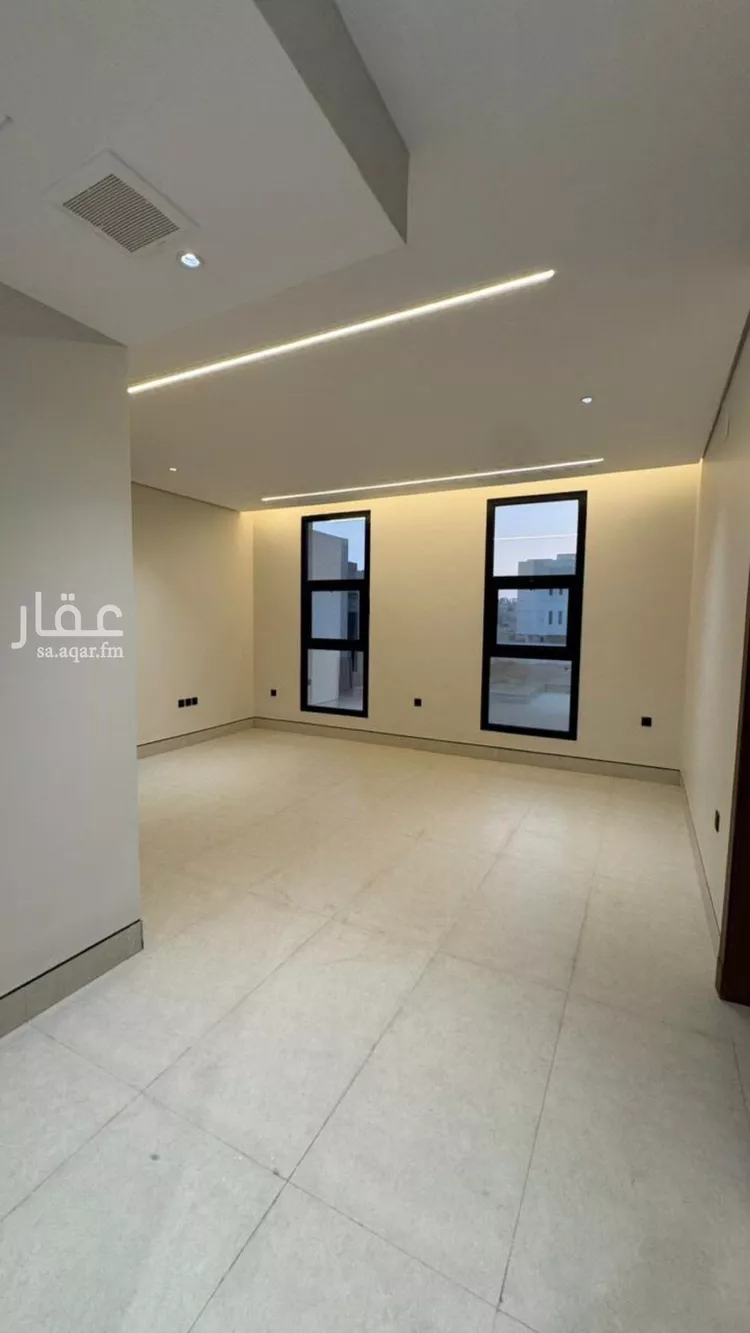 فيلا للبيع في شارع يوسف الجد, حي المهدية, مدينة الرياض, منطقة الرياض 8