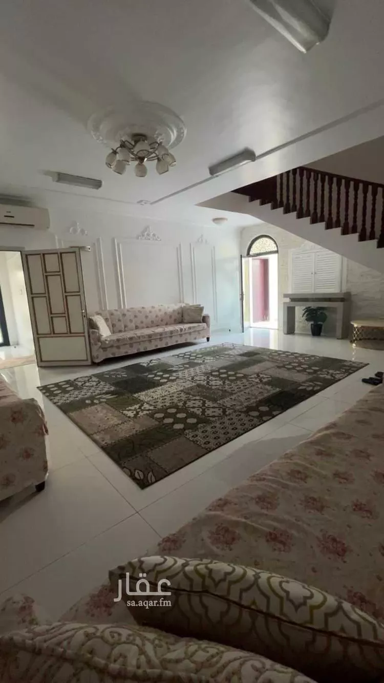 فيلا للبيع في شارع احمد بن حنبل, حي الدوحة الشمالية, مدينة الظهران, المنطقة الشرقية صورة 5