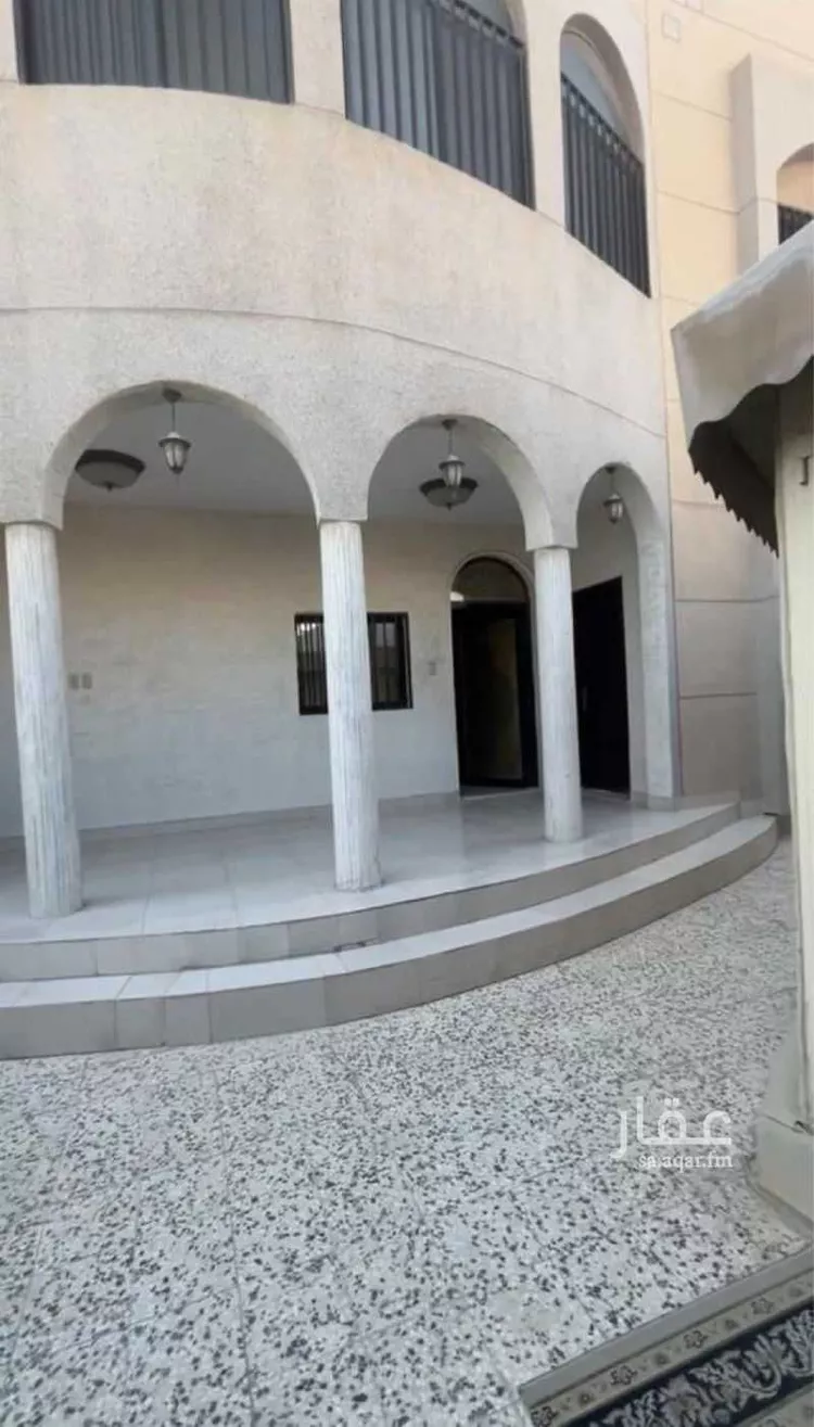 فيلا للبيع في شارع احمد بن حنبل, حي الدوحة الشمالية, مدينة الظهران, المنطقة الشرقية صورة 4