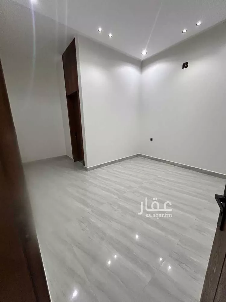 دور للإيجار في شارع الأمير سعود بن محمد بن مقرن ، حي طيبة ، الرياض ، منطقة الرياض صورة 3