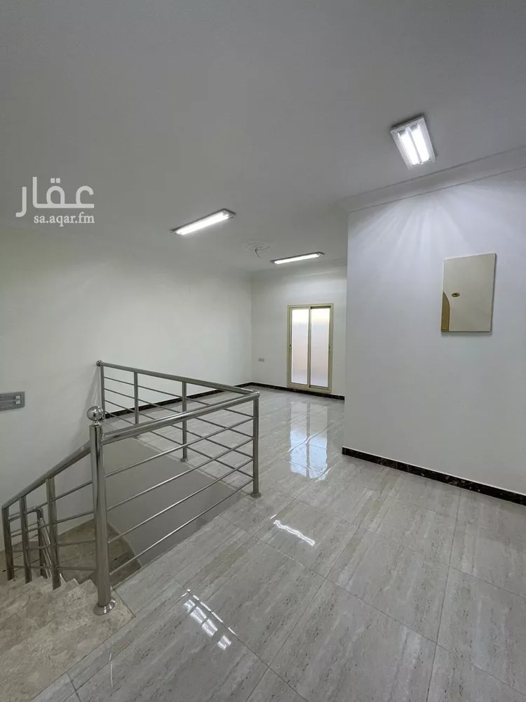 شقة للبيع في شارع صفيح, حي العزيزية, مدينة الرياض, منطقة الرياض صورة 4
