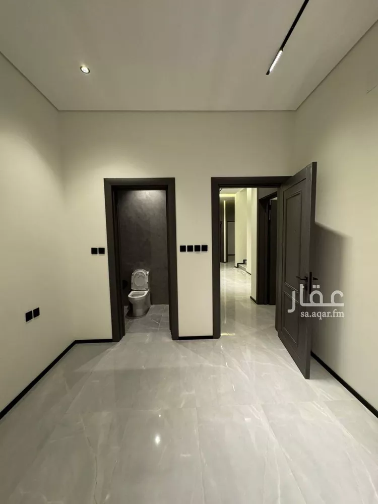 فيلا للبيع في شارع مساعد بن أحمد السديري, حي العارض, مدينة الرياض, منطقة الرياض 9