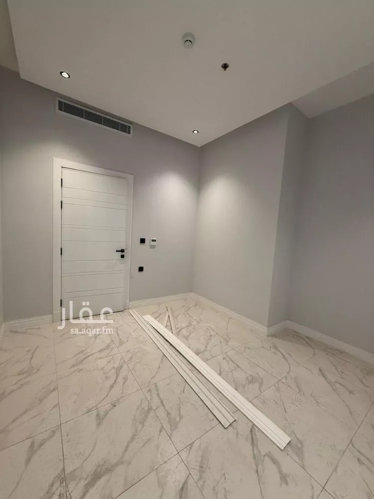 Apartment for Rent in Riyadh Al Malqa 10