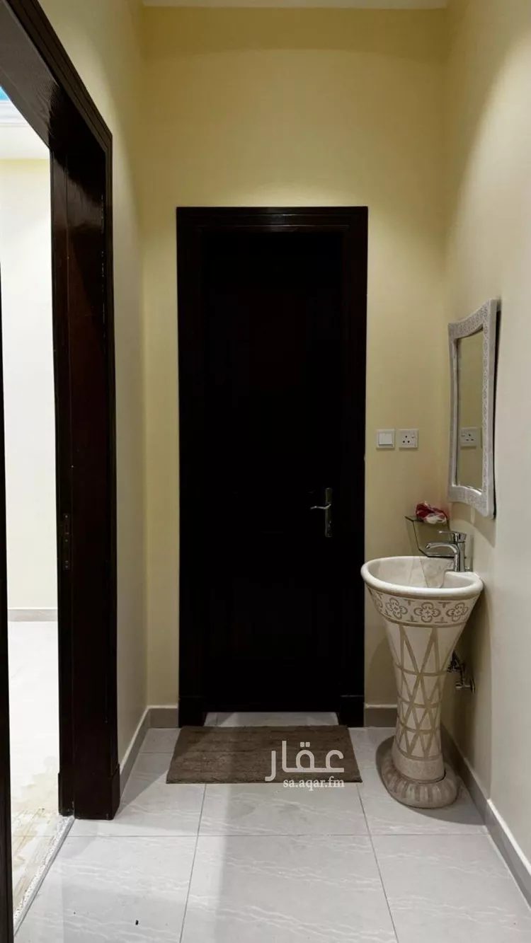 شقة للإيجار في شارع الامام سعود بن فيصل, حي الملقا, مدينة الرياض, منطقة الرياض صورة 2