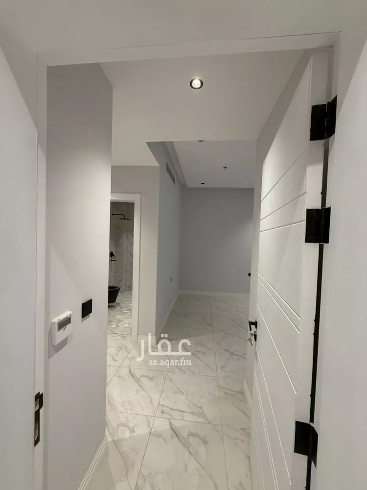 Apartment for Rent in Riyadh Al Malqa 9