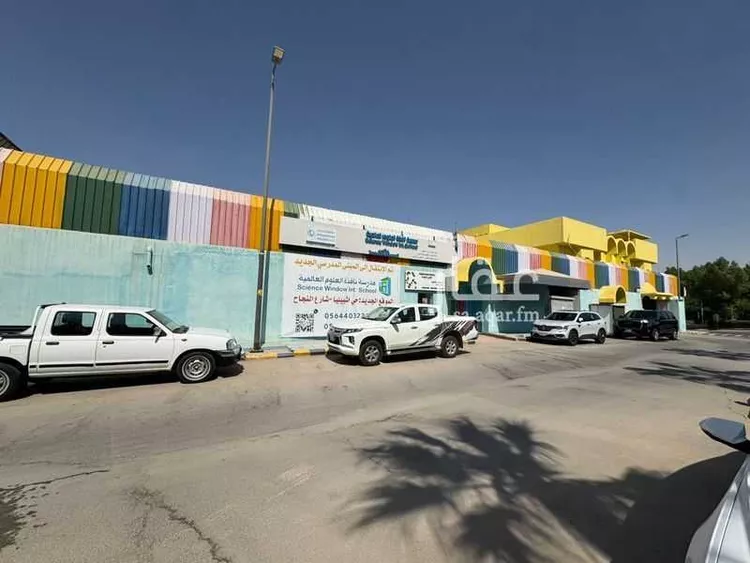 عمارة للإيجار في شارع حمزة بن محمد, حي الروضة, مدينة الرياض, منطقة الرياض صورة 3