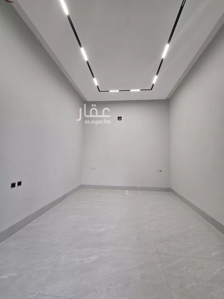 فيلا للبيع في شارع المحايدة, حي المعيزيلة, مدينة الرياض, منطقة الرياض صورة 3