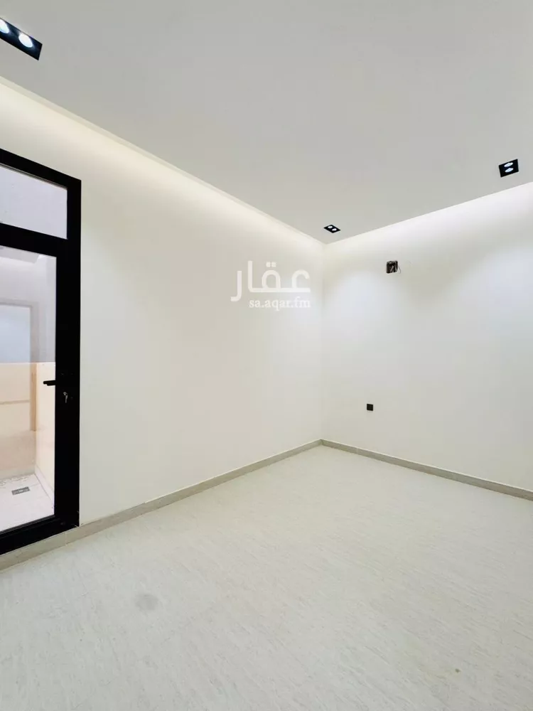 دور للبيع في شارع عبدالله بن ابي المظفر, حي الخليج, مدينة الرياض, منطقة الرياض صورة 4