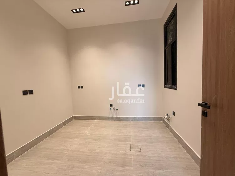 فيلا للبيع في شارع ابى رفاعه العدوى, حي الرمال, مدينة الرياض, منطقة الرياض 10