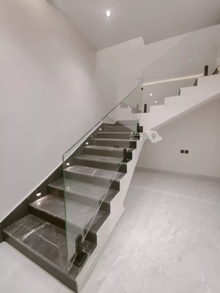 دور للبيع في شارع رقم 385, حي المونسية, مدينة الرياض, منطقة الرياض 4