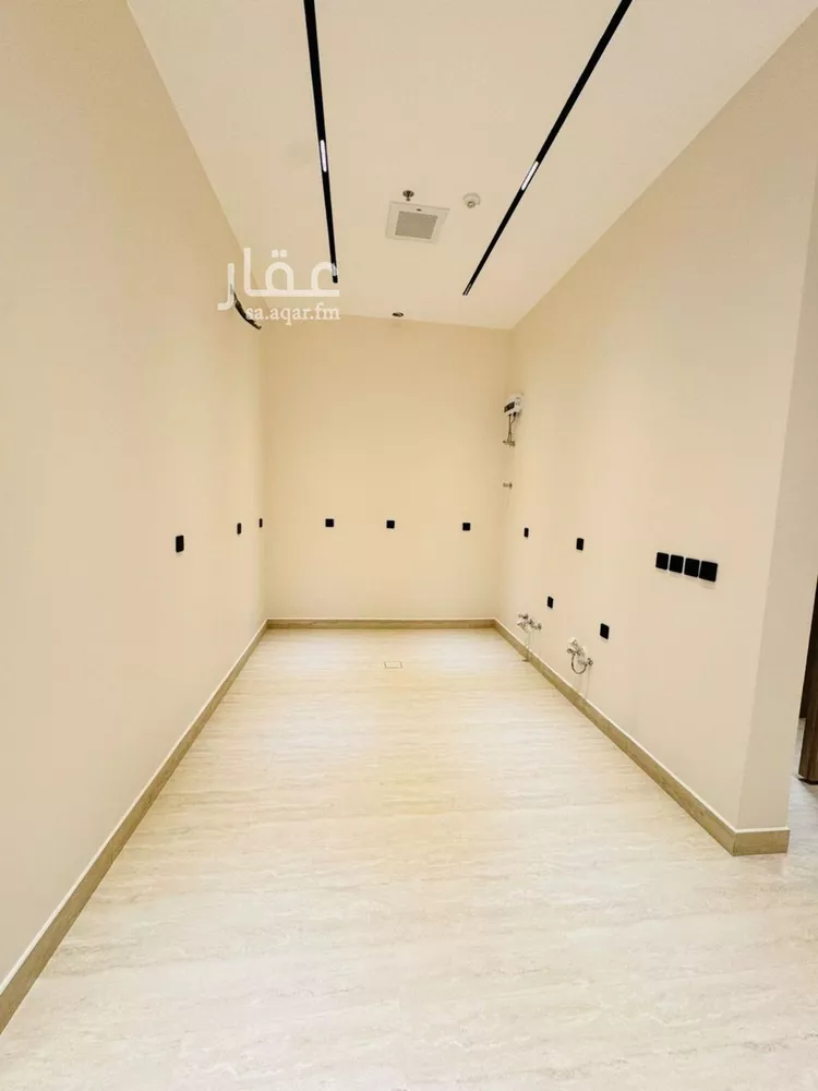 شقة للبيع في شارع عبدالله بن قيس, حي إشبيلية, مدينة الرياض, منطقة الرياض صورة 5